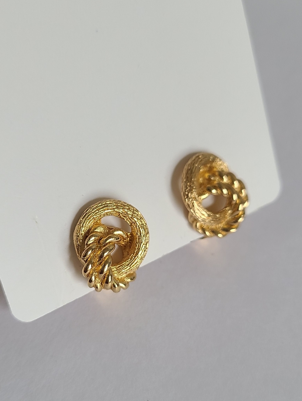 Vintage Christian Dior Luxury Gold Double Circle Rope Knot Chunky Stud Earrings - Picture 11 of 16
